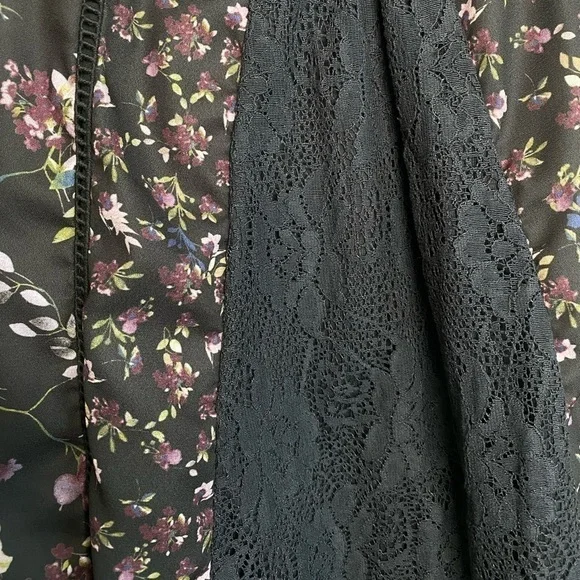 ANTHROPOLOGIE Hint of Mint Pattern Block Lace Sleeveless Blouse Size  Medium - Picture 2 of 5